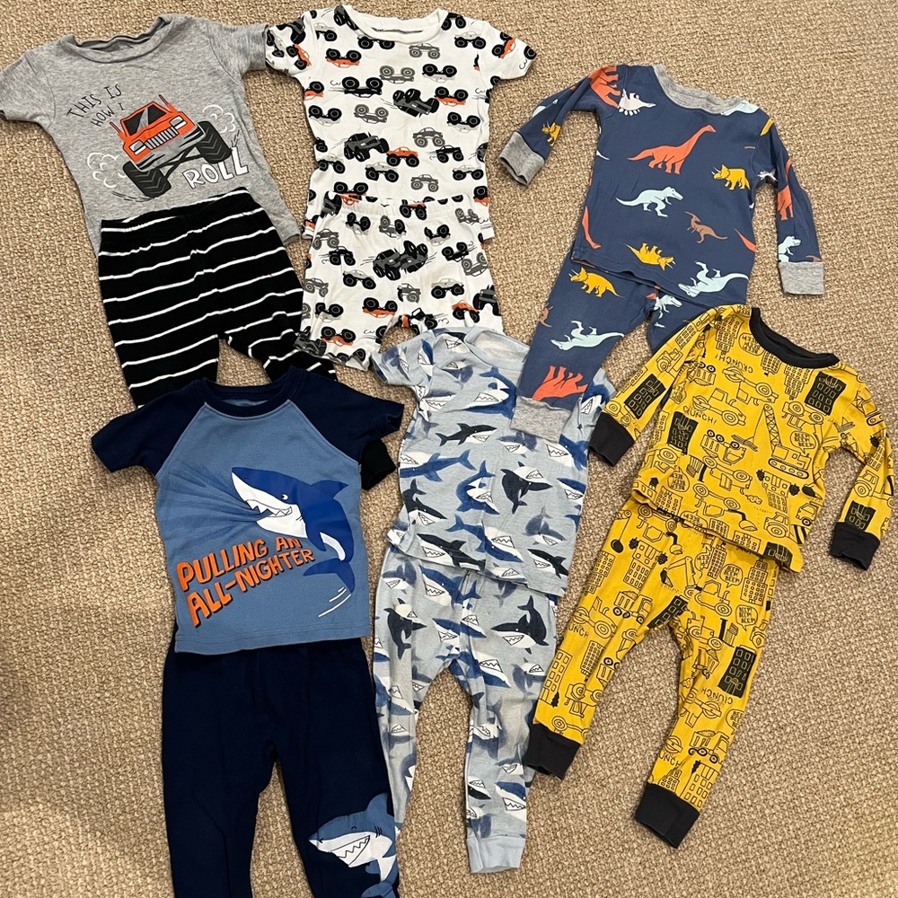 Carter’s Baby Boy Pajama Sets Size 12M